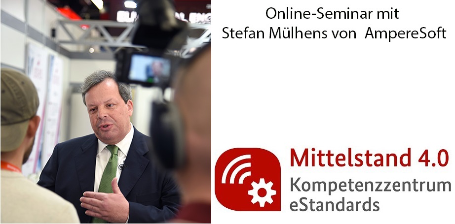 AmpereSoft-Geschäftsführer Stefan Mülhens hält einen Vortrag zu elektronischen Standards